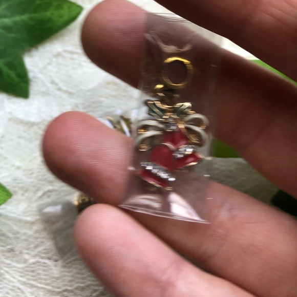 Three Vintage Old Gold-Tone Christmas Charms - Bells and Tree - New in Wrappers! - Picture 4 of 4